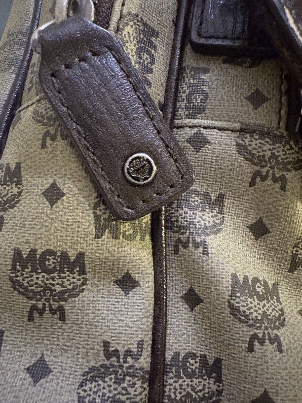 VTG MCM Visetos Monogram Large PVC Canvas Leather Messenger Crossbody Laptop Bag