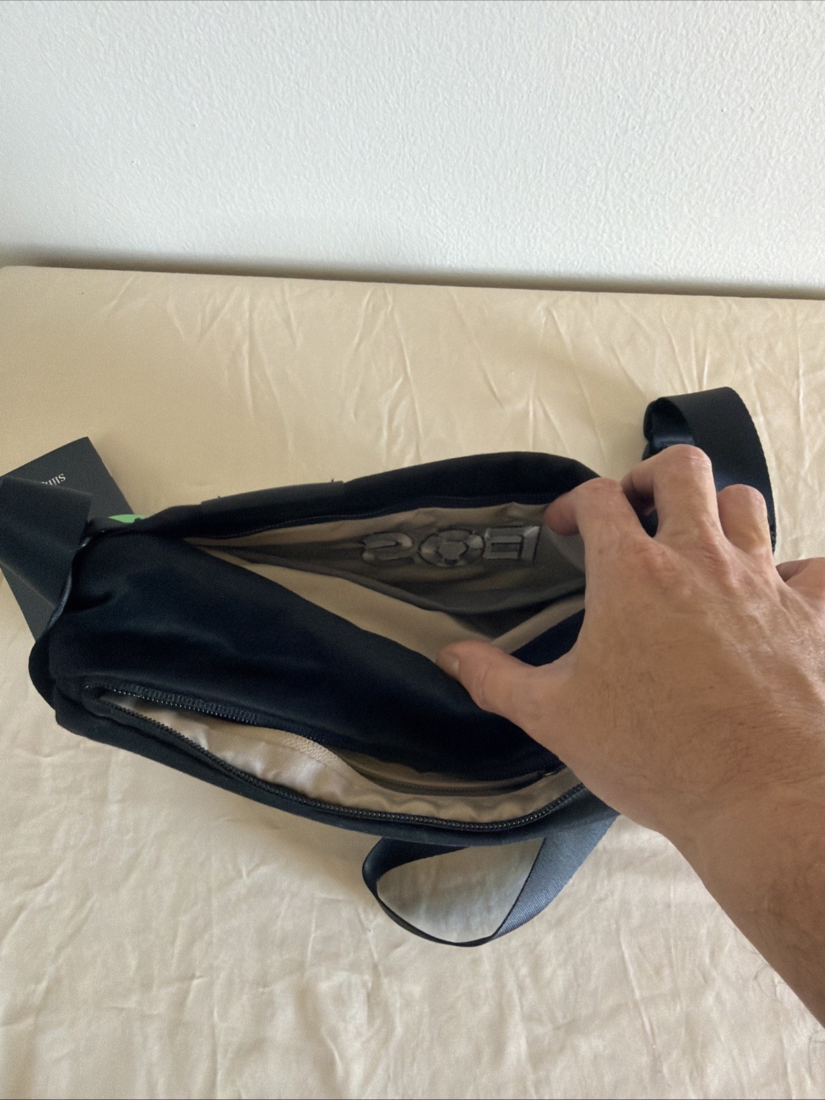Bellroy Sling Mini 4L Bag Black – EOS Logo – New With Tags
