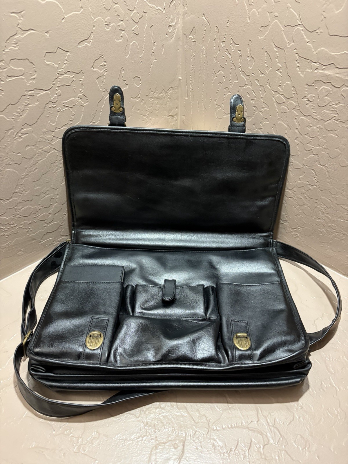 Black Durahide Leather Briefcase Shoulder Strap Buckle Zip Organizer-Slight Used