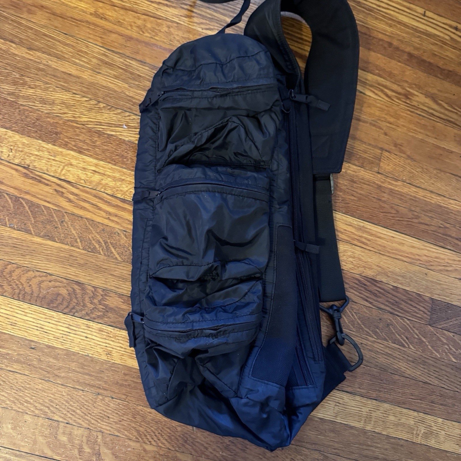2003 GAP Sling Cargo Cross Body Bag Backpack Black Y2K Vintage 2000s Gorpcore