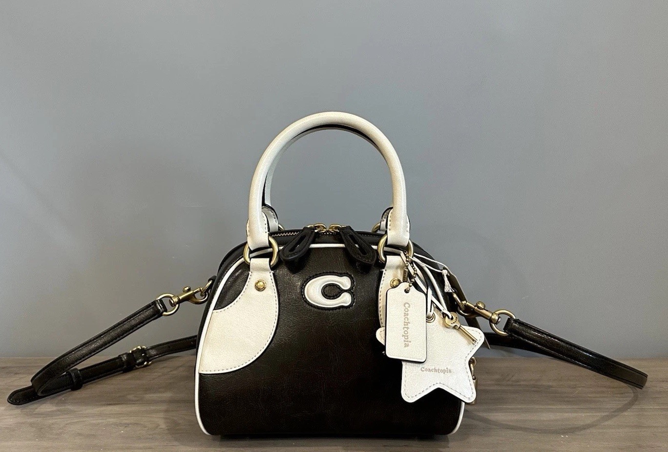 COACH Coachtopia Bowling Top Handle Bag Crossbody Black White Leather CDU48 NWT