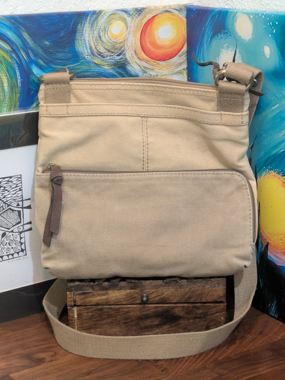 Fossil Beige Messenger Bag Adjustable Strap Inner Pockets Crossbody Men