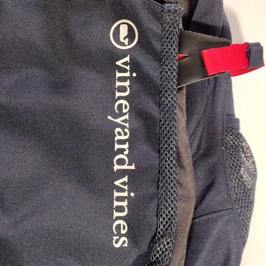 Vineyard Vines Tech Backpack Navy Blue & Red 18x12x7″ Cushioned Back Waist Strap