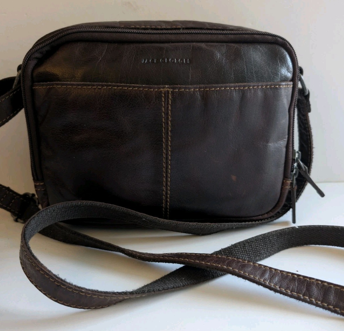 Jack Georges Brown Solid Crossbody Bag Zip Closure Woman’s Small Voyager Buffalo