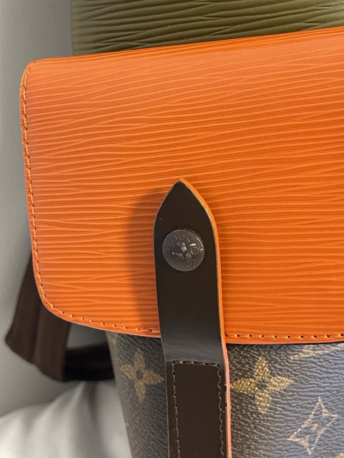 Superb Leather Back Pack Christopher MM