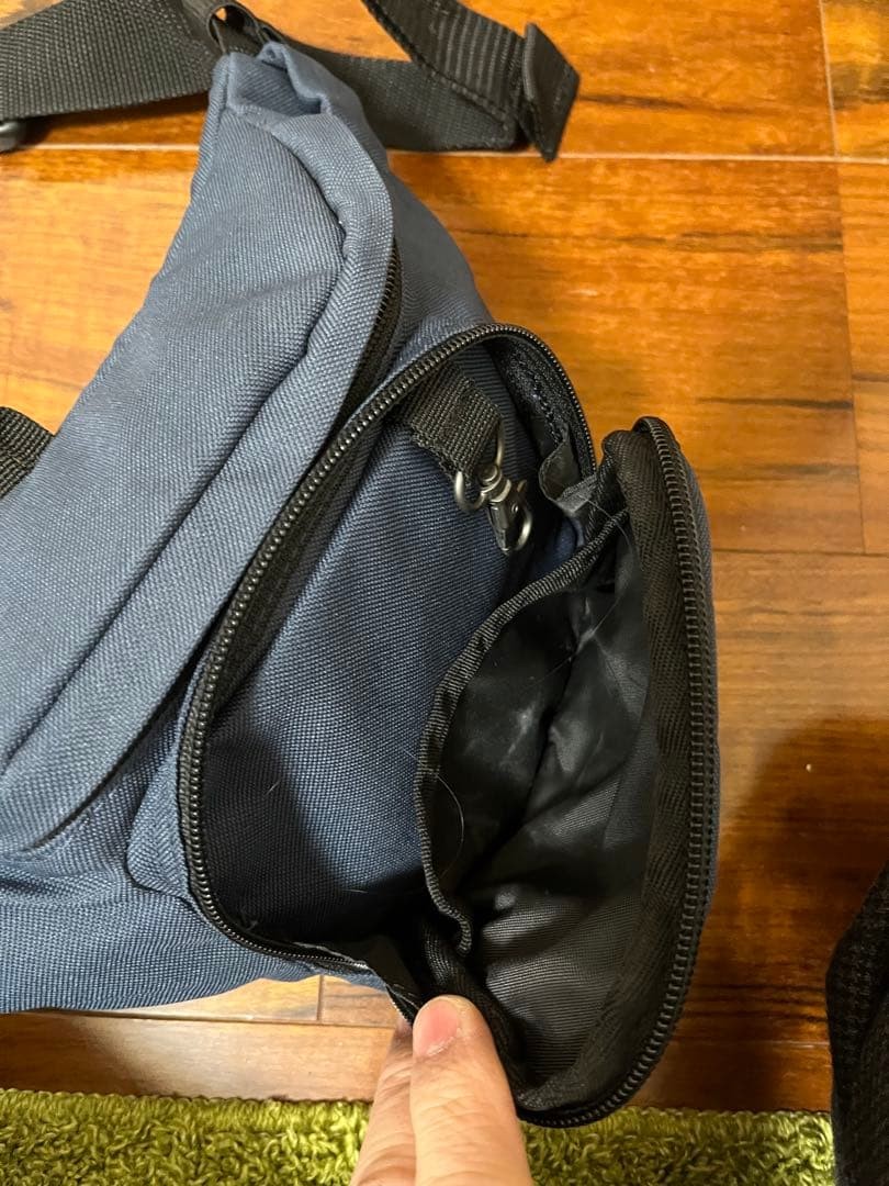 Carhartt x Used Body Bag Navy Blue 19X28X10Cm Men Rare Workwear Model Collabora