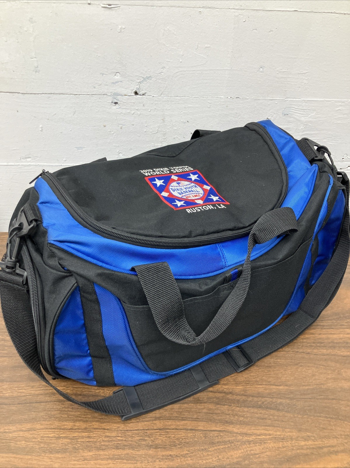 17″ Duffle Duffel Bag Sports Gym Blue, 4 Pocket, 17 in x10in x9in