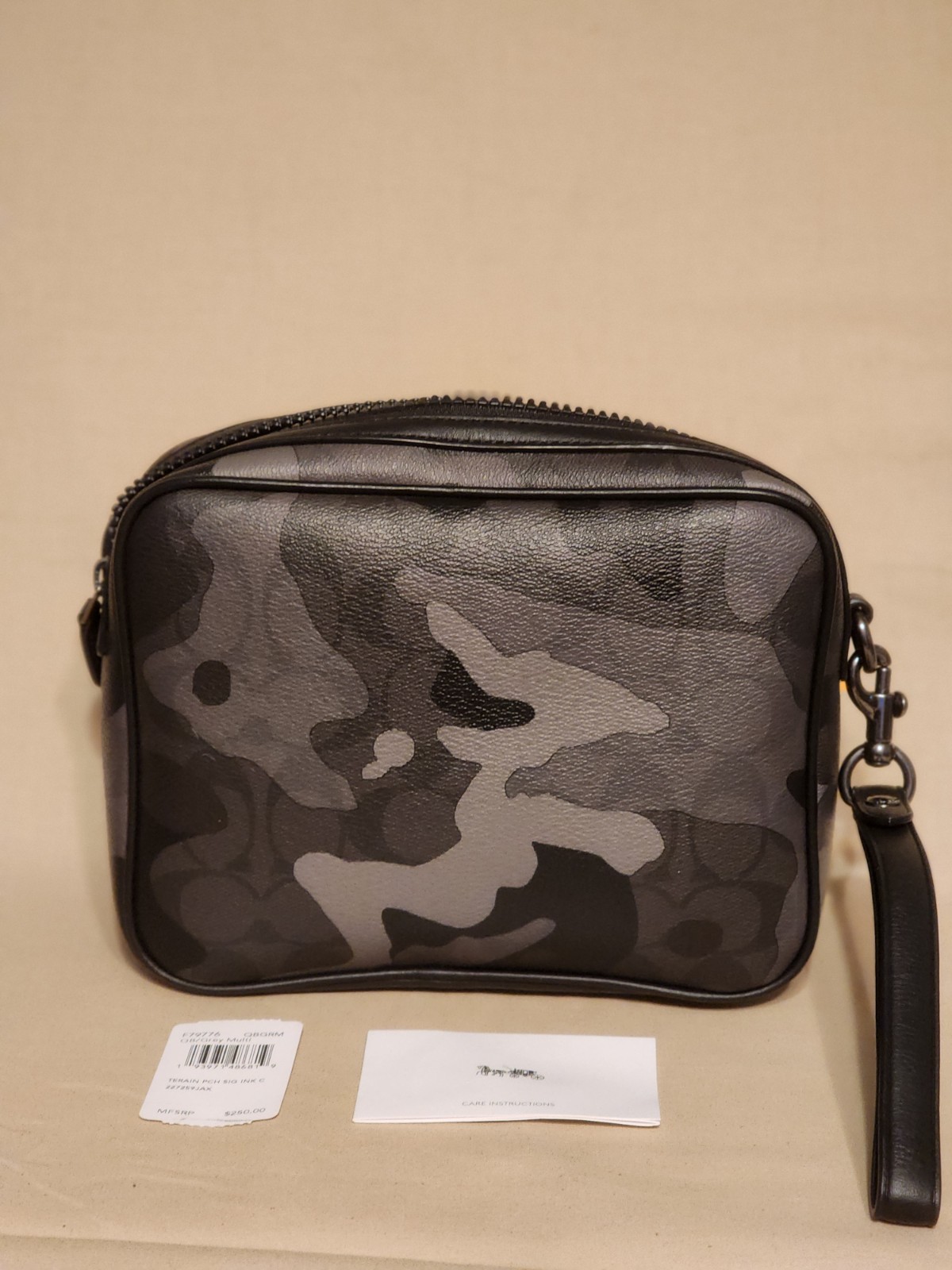COACH TERRAIN POUCH IN SIG CANVAS WITH CAMO PRINT ( COACH F79776) NWT!