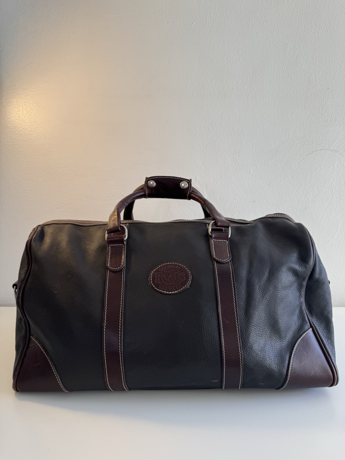 Vintage Roots Canada Black Brown Leather Weekend Duffle Bag Adjustable Strap