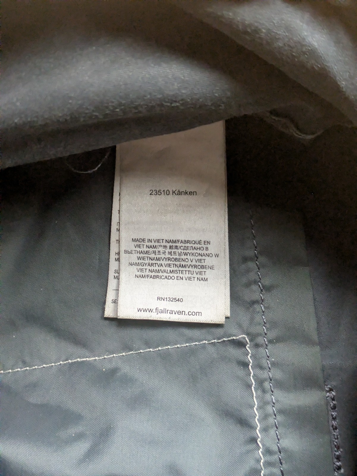 Fjallraven Kanken Backpack Gray Vinylon Everyday Hiking Traveling