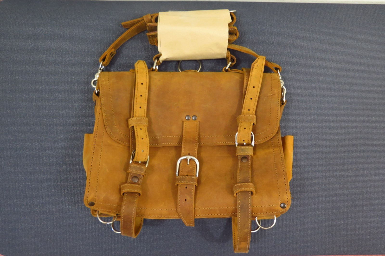 Saddleback Leather OLD LOGO 16″ LARGE CLASSIC BRIEFCASE Tobacco Brown 2-Rivet