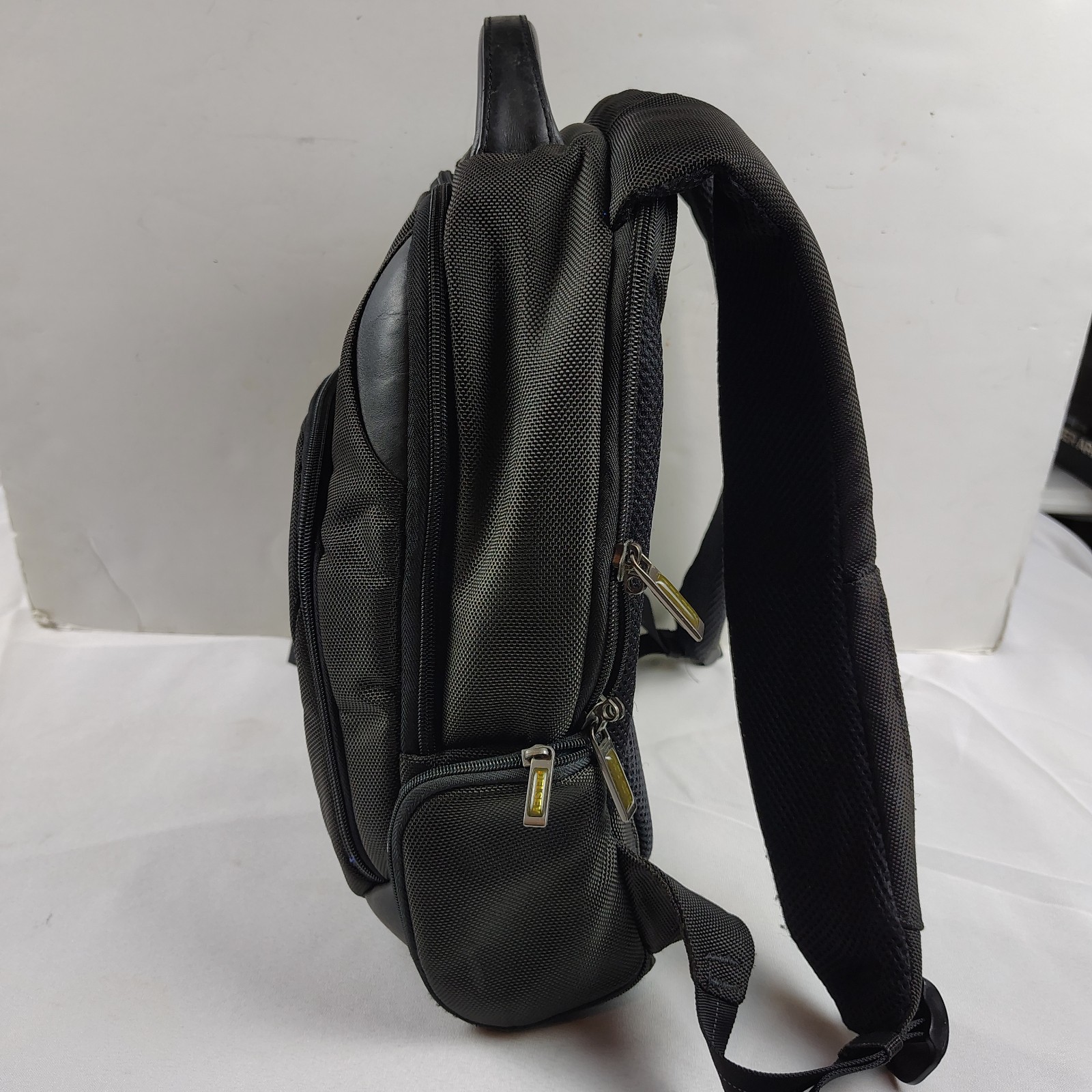 Delsey Paris Icones Quarterback Plus 2 Compartment Laptop Backpack ~14″x12″x6″