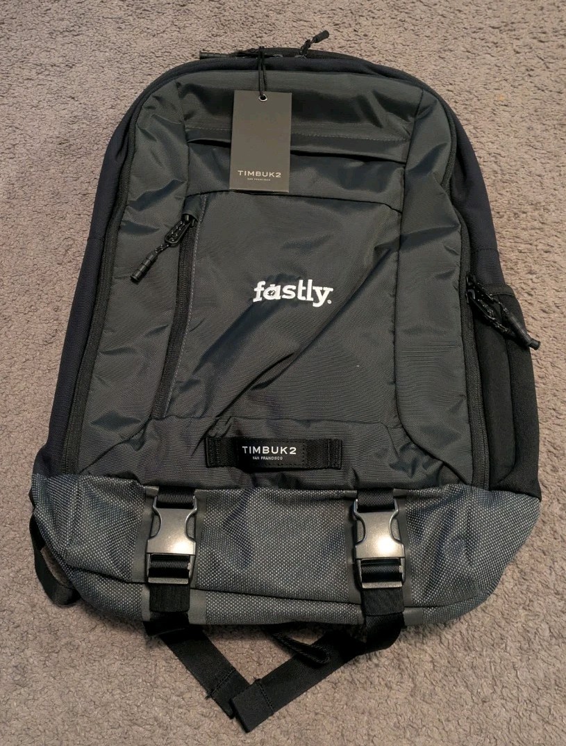 Timbuk2 Authority Pack Deluxe Backpack 1815-3-5218 New w/ Tags!