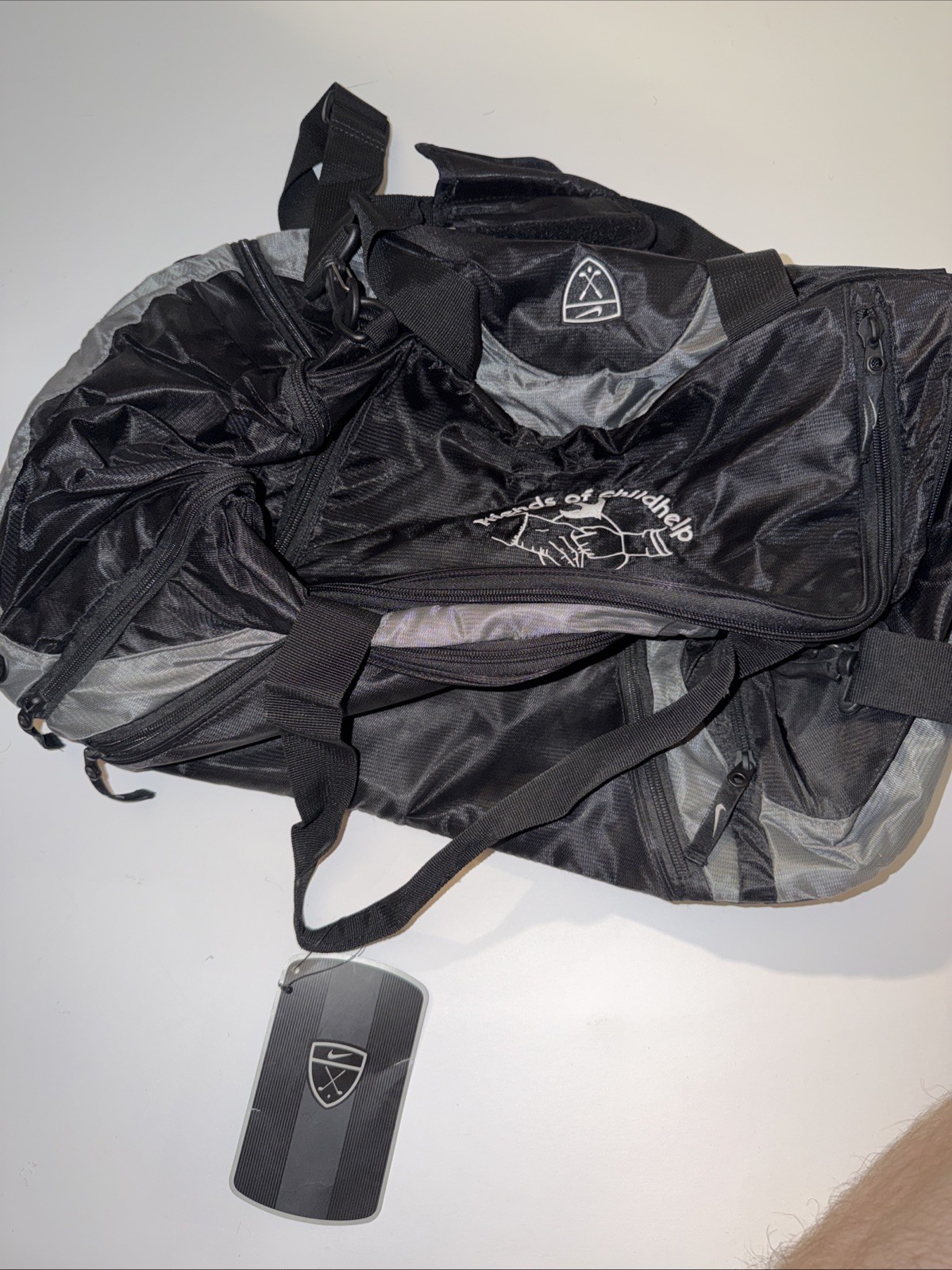 Nike Golf Duffle Bag Black Grey Travel Carry On Vintage Friends ChildHelp New