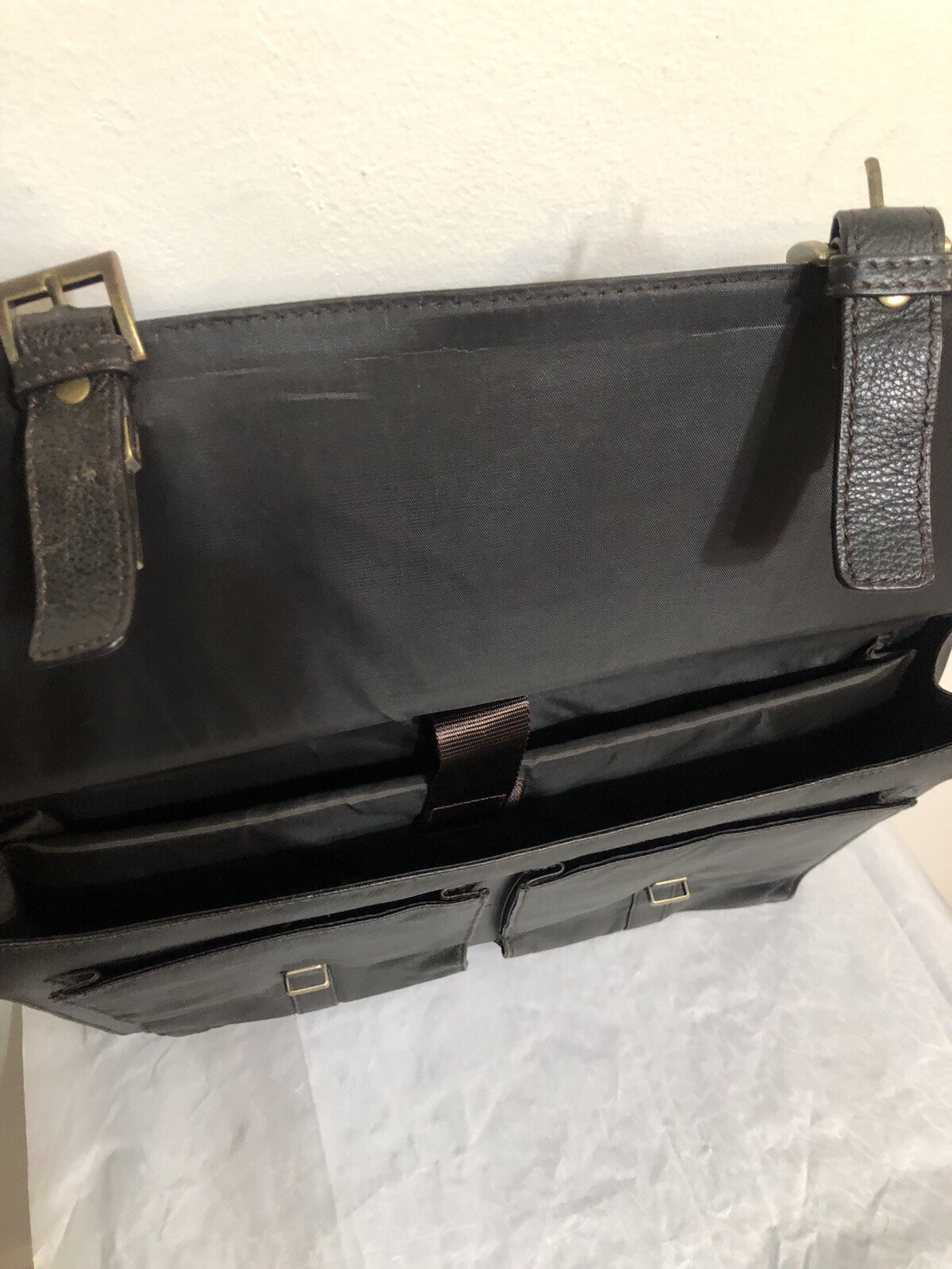 Black Rivet” (brown distressed) Genuine Leather Briefcase/Messenger Bag