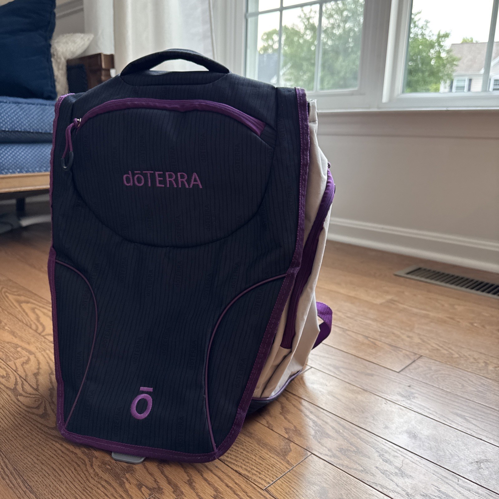 Doterra Backpack Gray Purple White Adjustable Straps Zippered Pockets Rare Large