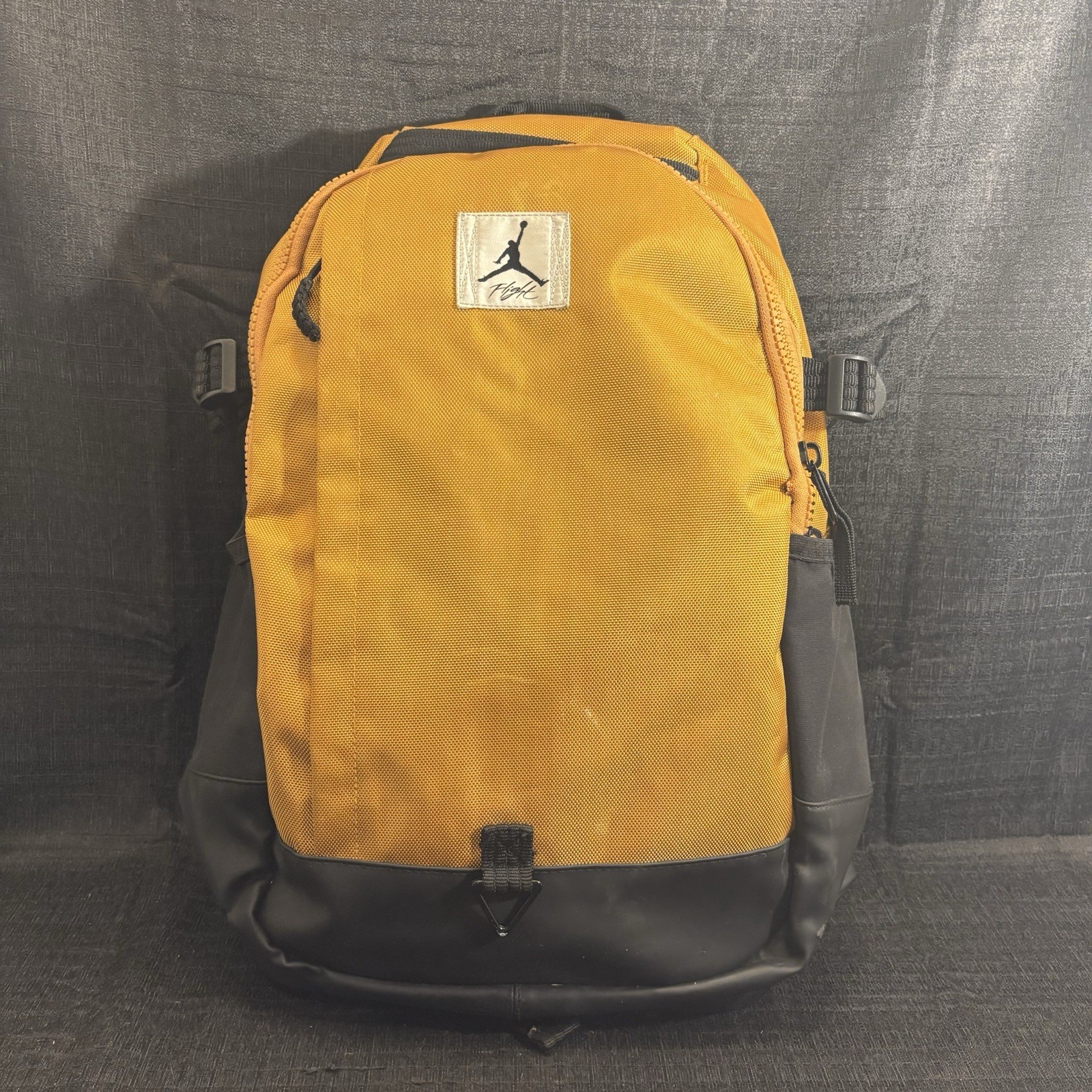 Nike Jordan Men’s Chutney/Black Flight Control 15″ Laptop Backpack