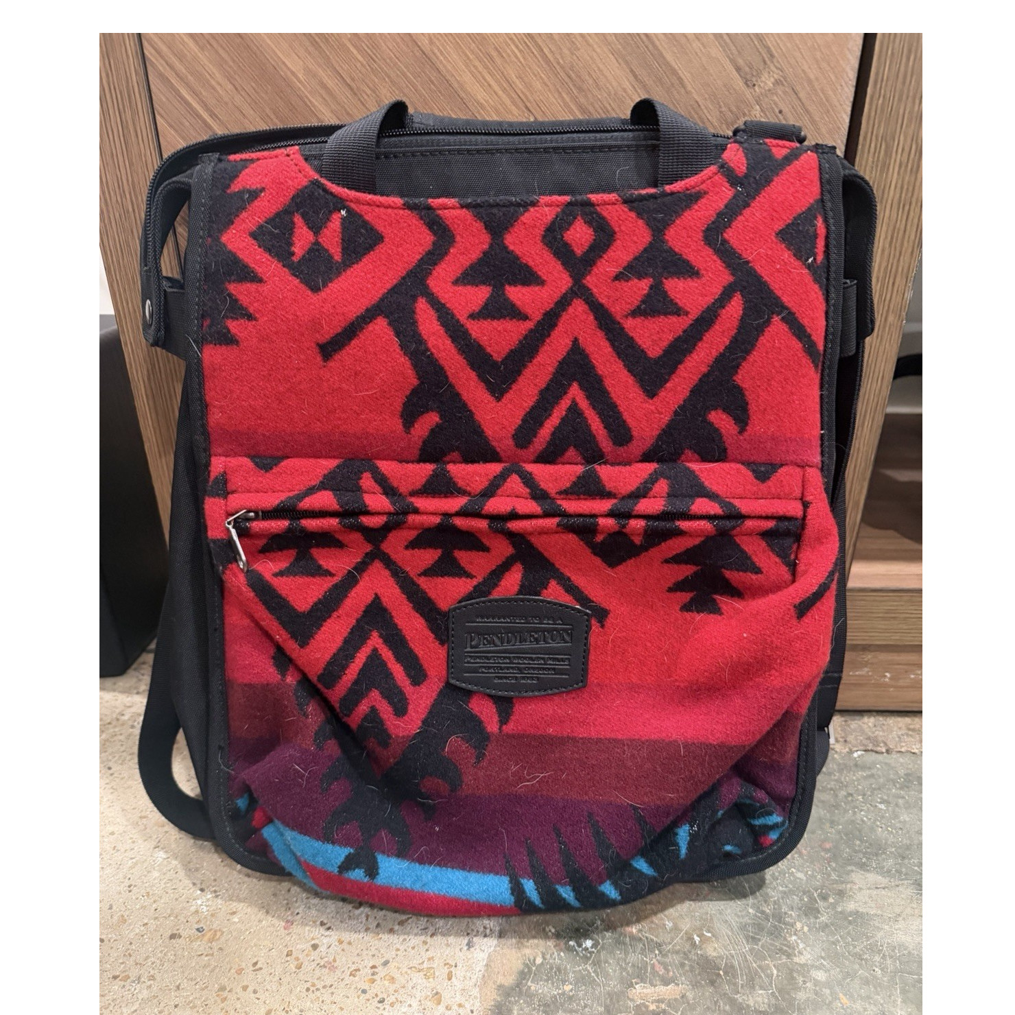 Pendleton Geometric Red Black Messenger Bag Adjustable Shoulder Strap