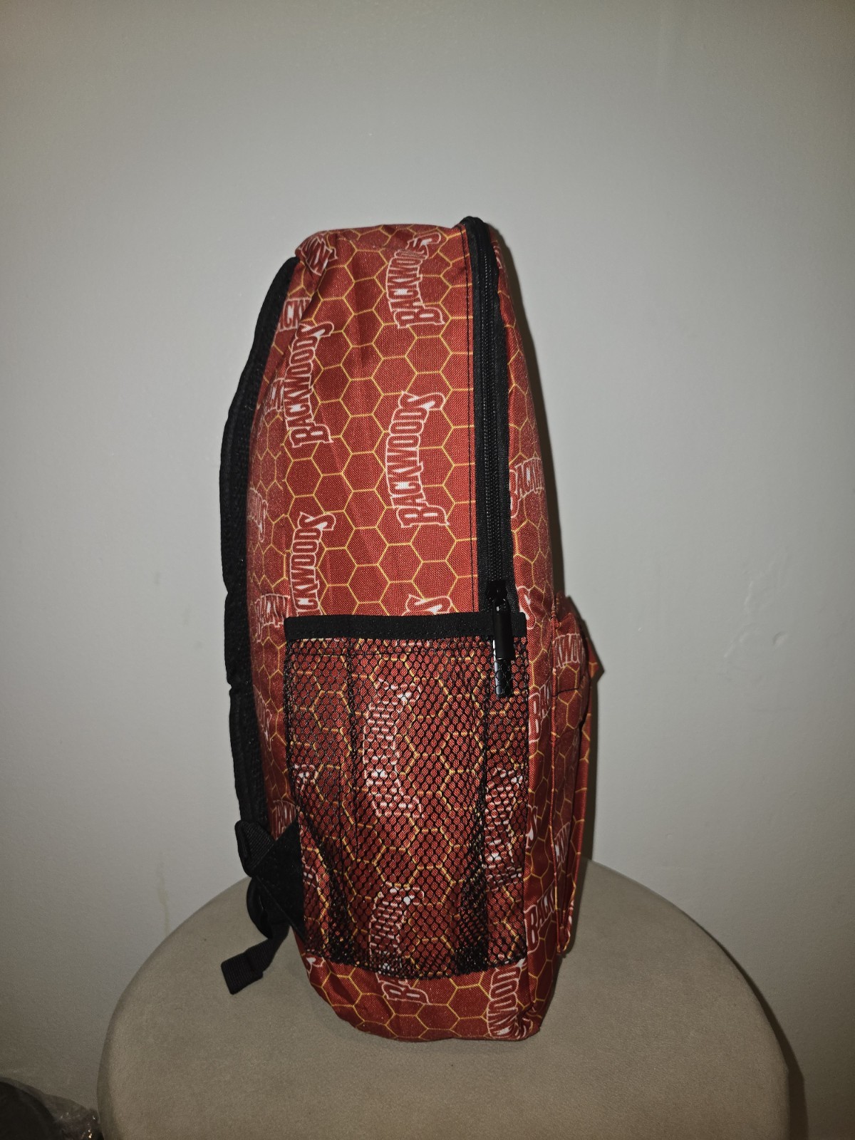 Backwoods Backpack Red Honeycomb Pattern Mesh Side Pockets New In Plastic