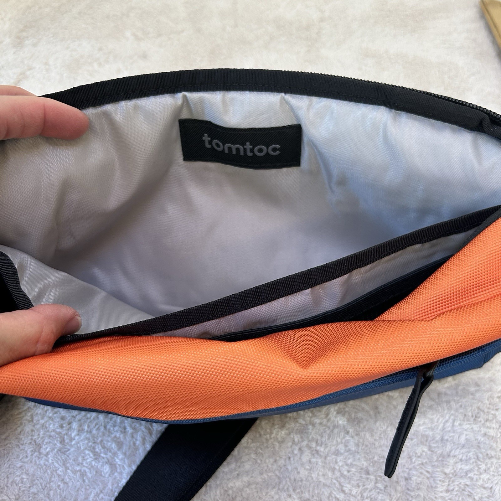 Tomtoc T21 3L Explorer EDC Sling Bag Compact Crossbody Bag Orange/Blue NWOT
