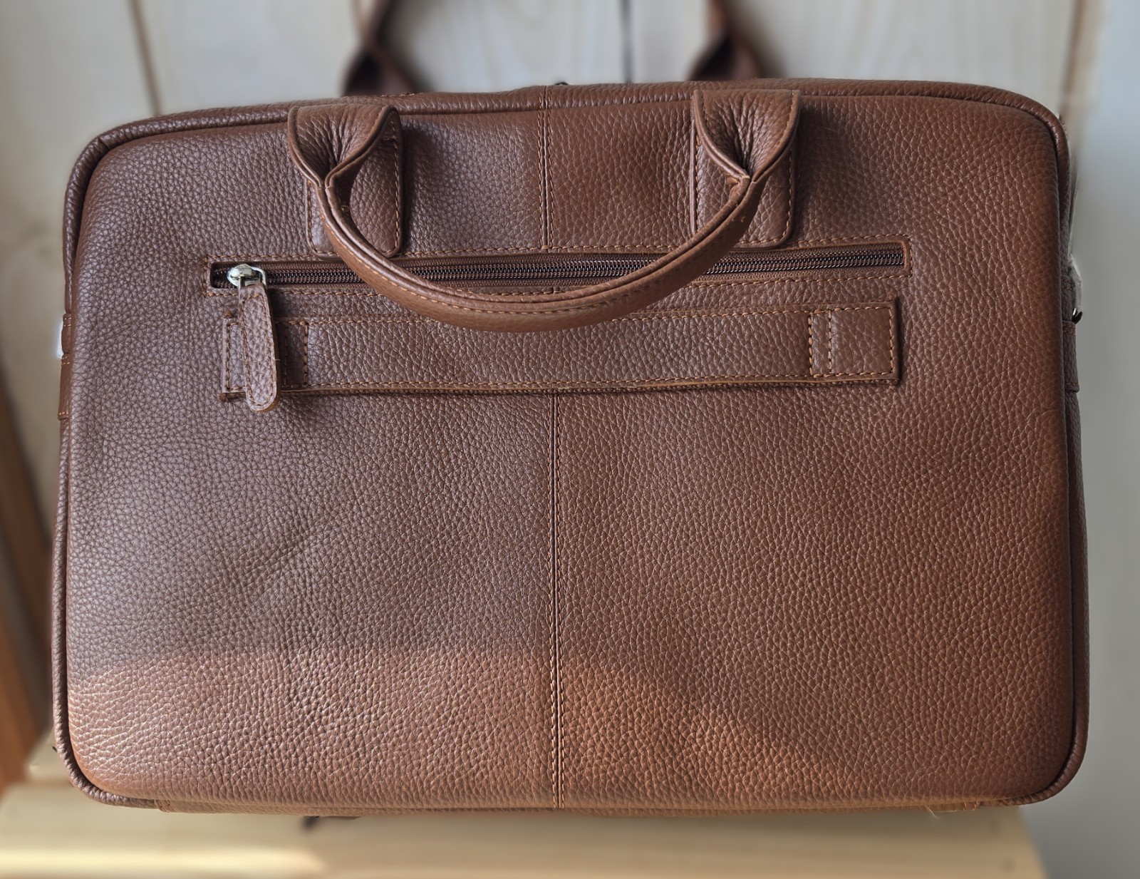 Cuero Estilo Genuine Leather Laptop Bag Brown