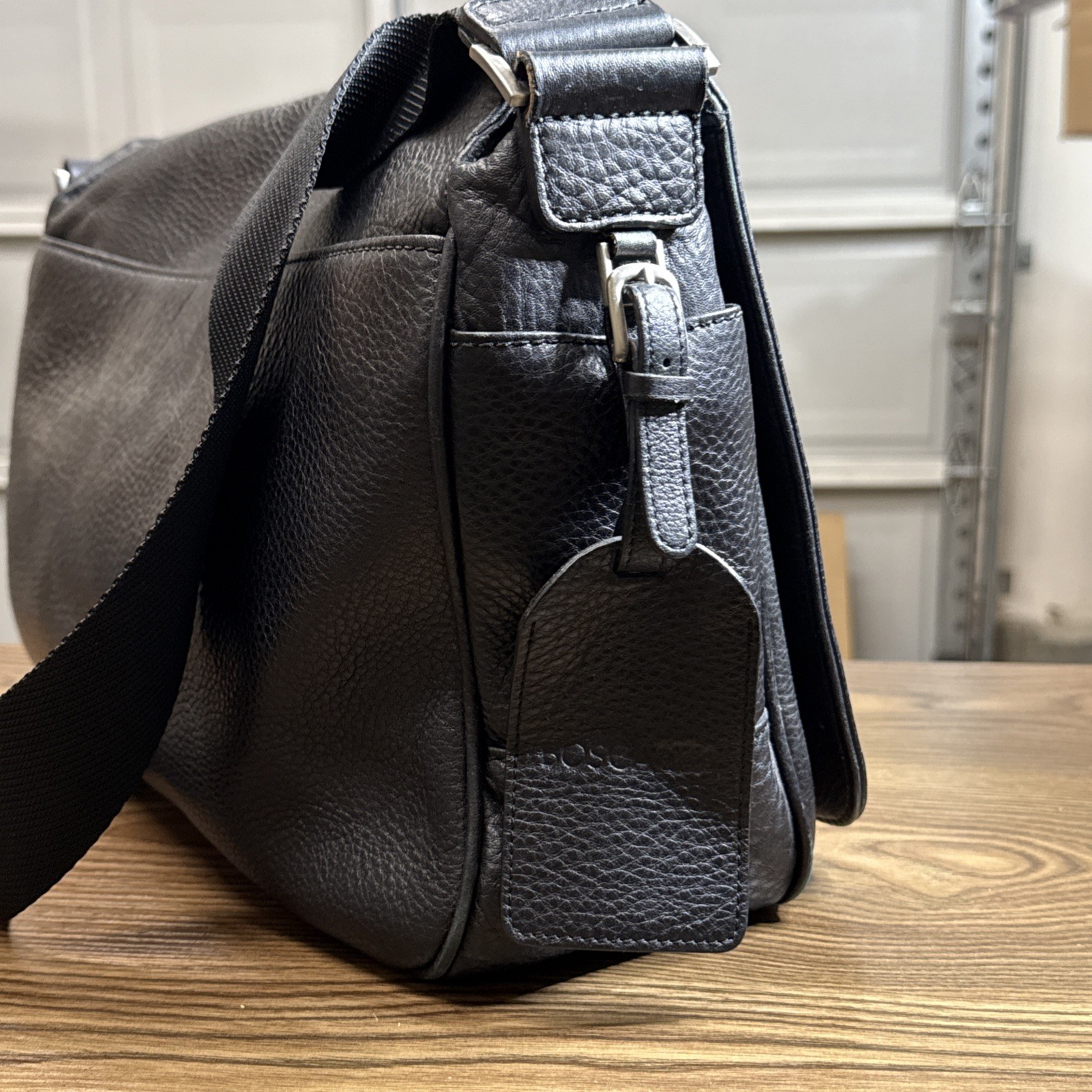 Bosca Old Leather Magnetic Flap Messenger Bag Black