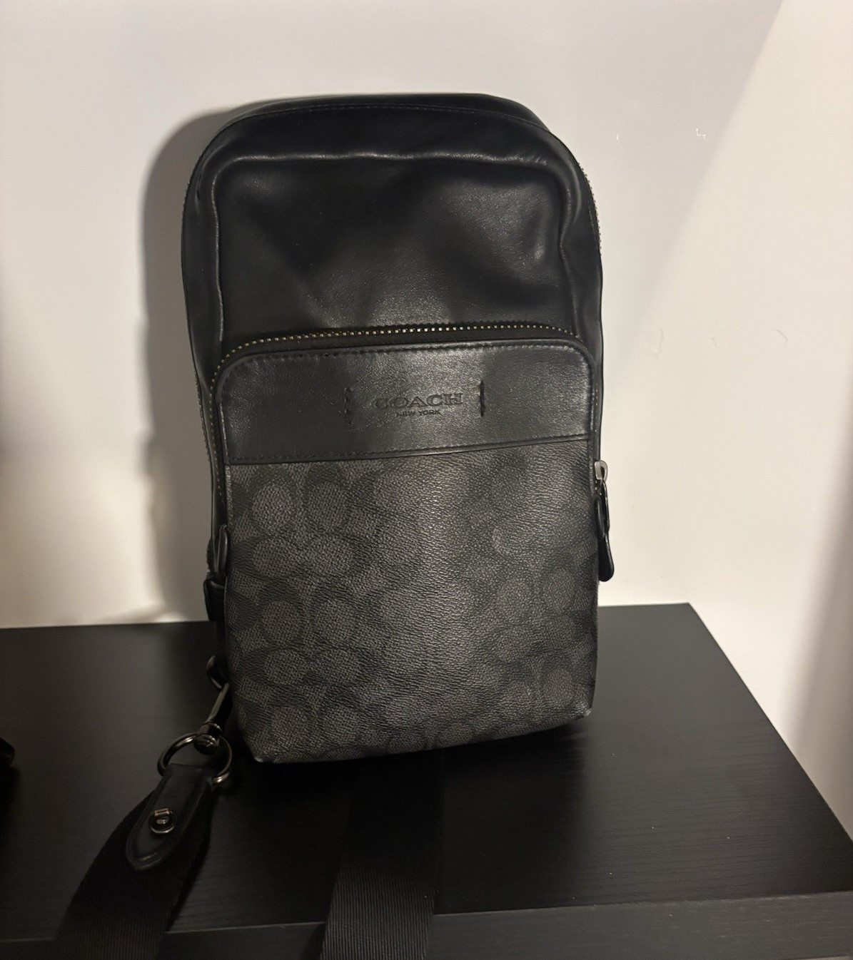 Coach Black/Gray Signature Logo Zip Crossbody Sling Bag w/ Adjustable Strap