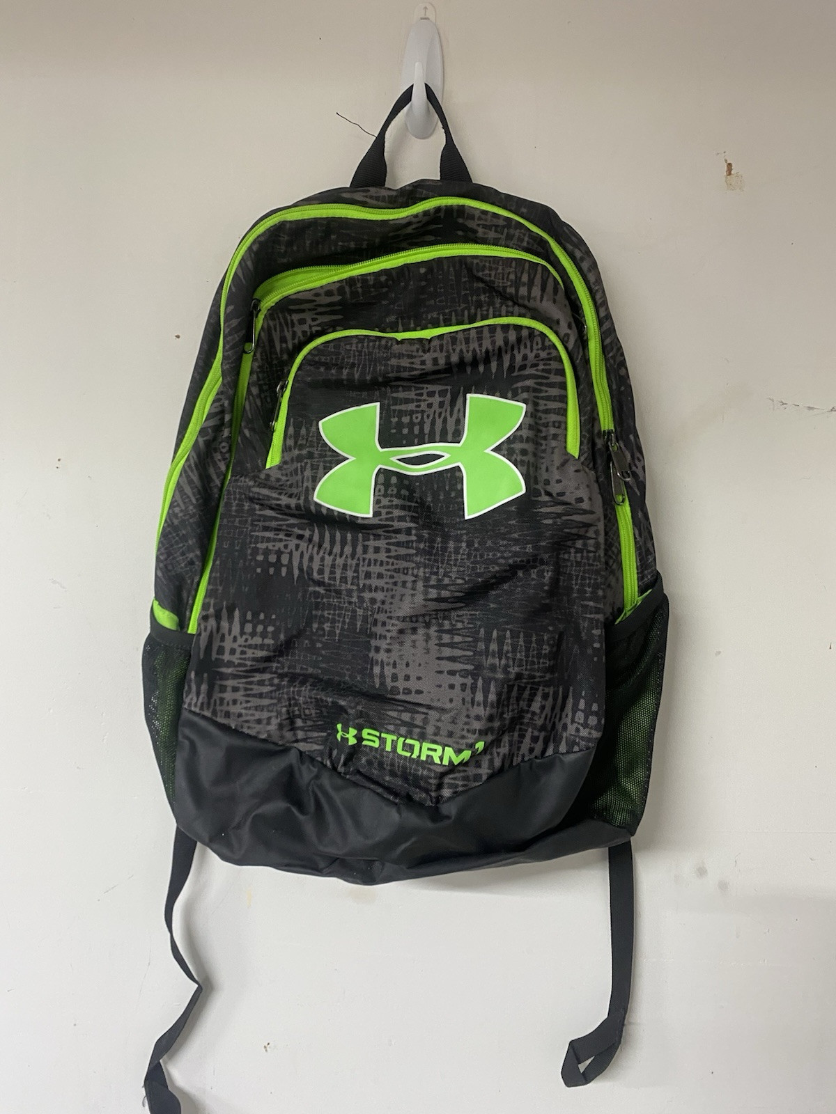 Under Armour Storm Backpack Black With Green Designs 2015 Super Cute