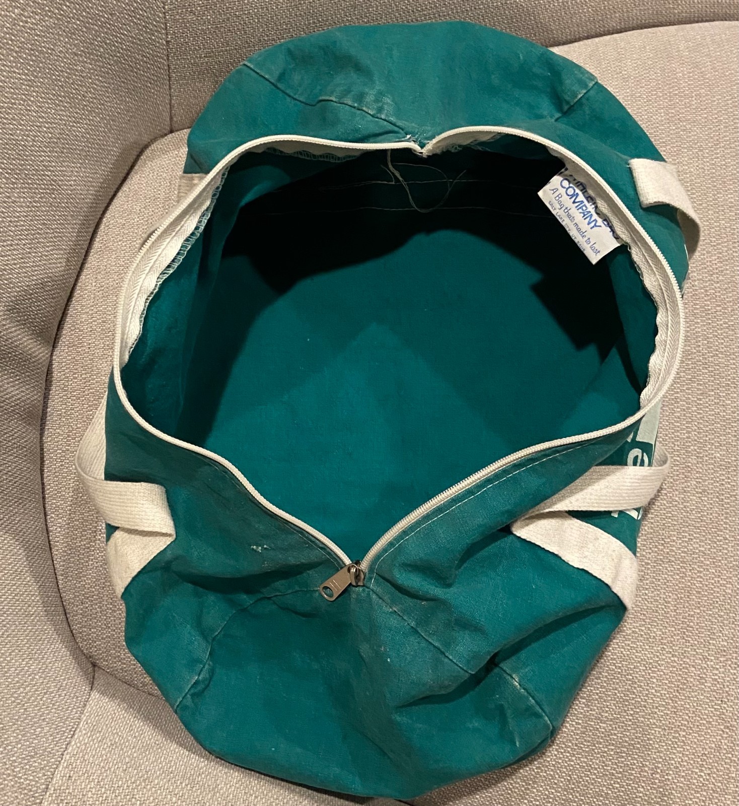 Vintage The Athlete’s Foot Duffel Bag – Mall Store – by Athletic Bag Co. of Utah