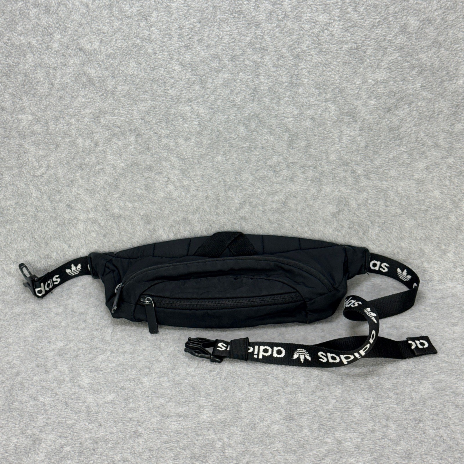 Adidas Fanny Pack Unisex OS Black Adjustable Logo Strap Streetwear Hip Bag