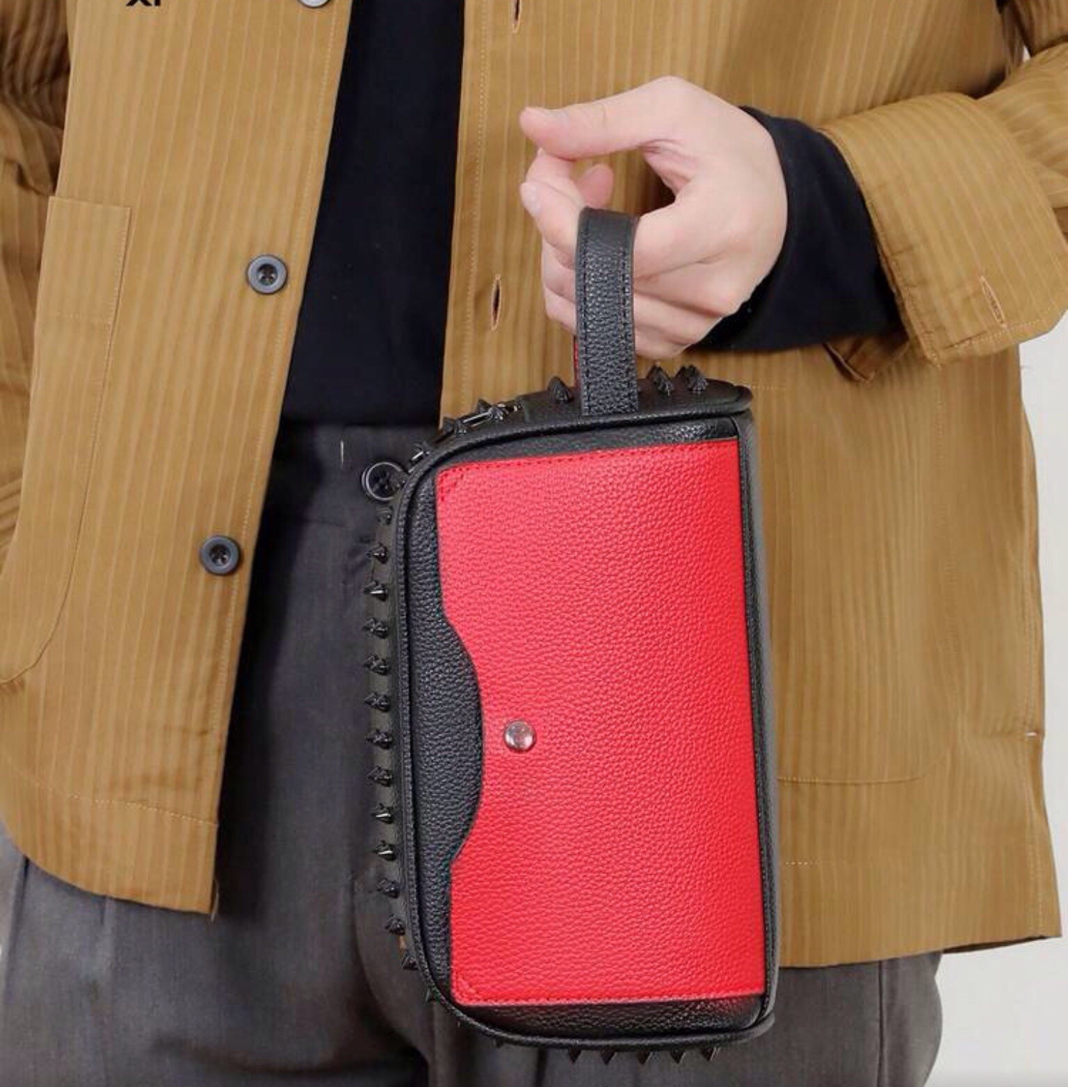 Men’s Small Capacity Rivet Studded Crossbody Bag