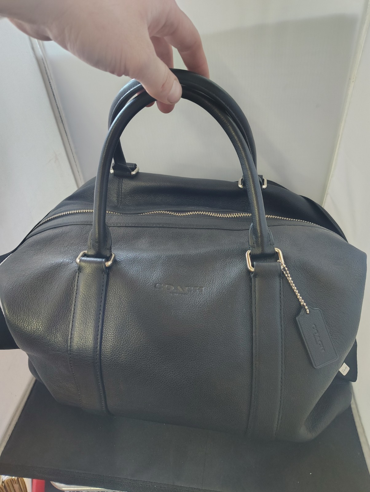 Coach Voyager F54765 Black Pebbled Leather Weekender Duffel Travel Bag Strap