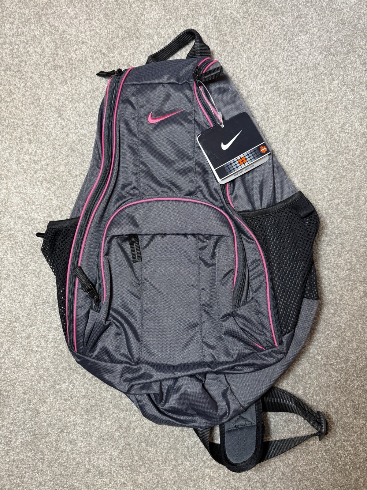Nike Air Varsity Mono 2 (21 liter Backpack Bag) Y2K – Black and pink – NEW