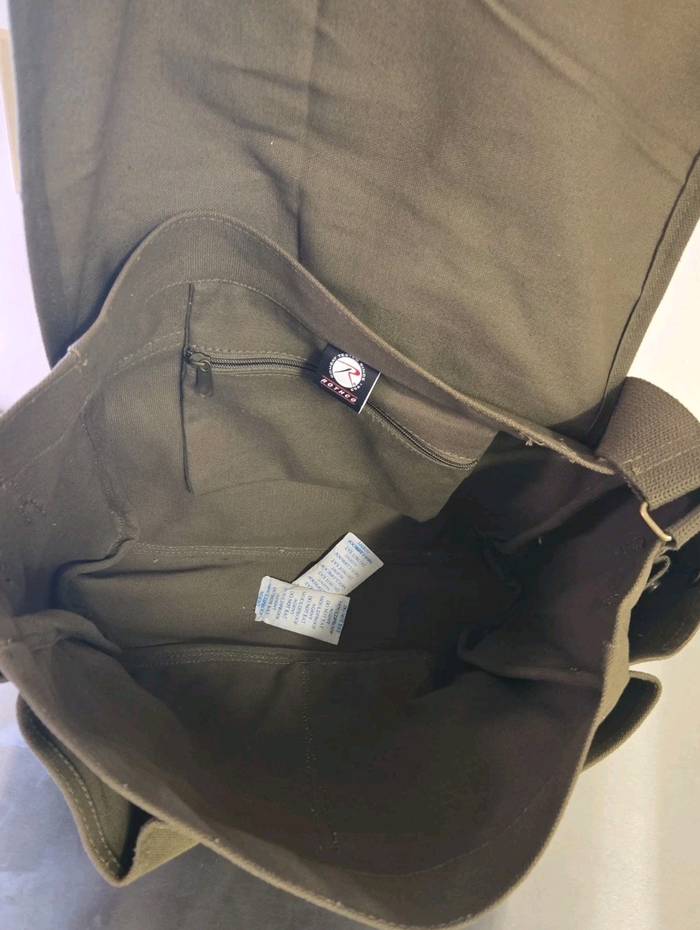 Rothco Air Corps Heavyweight Computer/Book Messenger Bag.