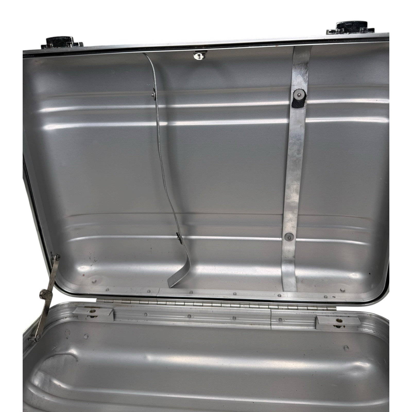Vintage Zero Halliburton Centurion Elite Aluminum Attache Briefcase 18x13x6