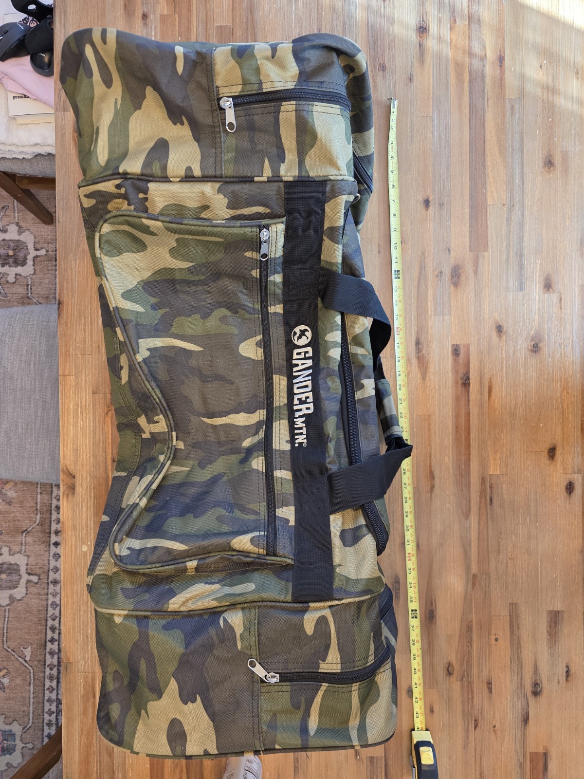 Gander Mountain XL Camo Hunt Travel Duffle Bag. Used (See Photos).