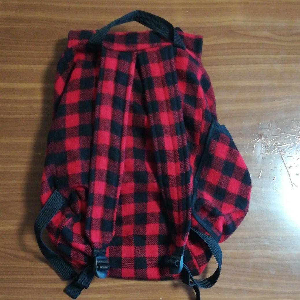 JOHNSON Backpack Made in USA Red Black Check Wool 43cm x 37cm