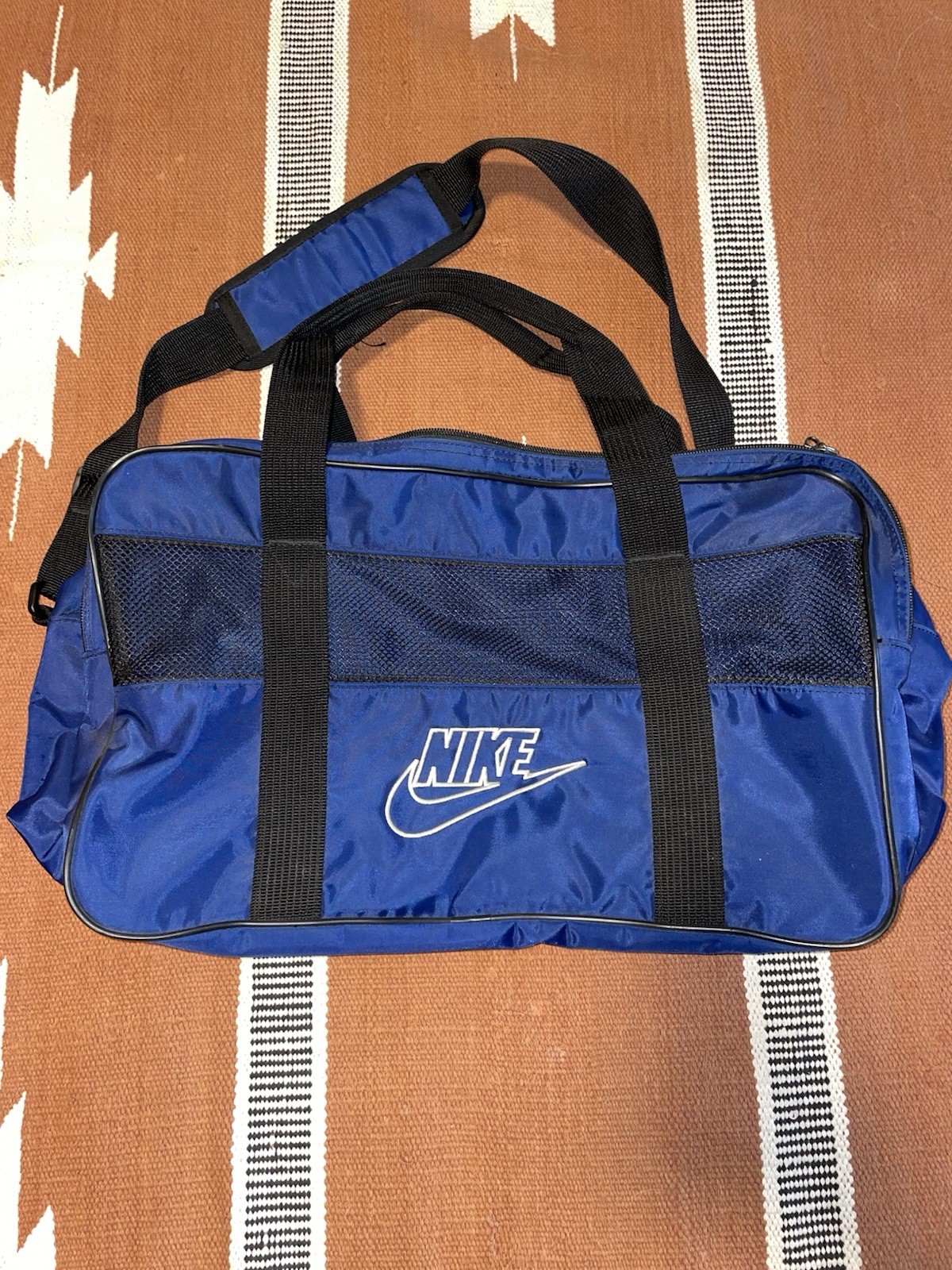 Nike Gym Duffel Bag Vintage 80s 90s Blue White Large Vermont Soccer League