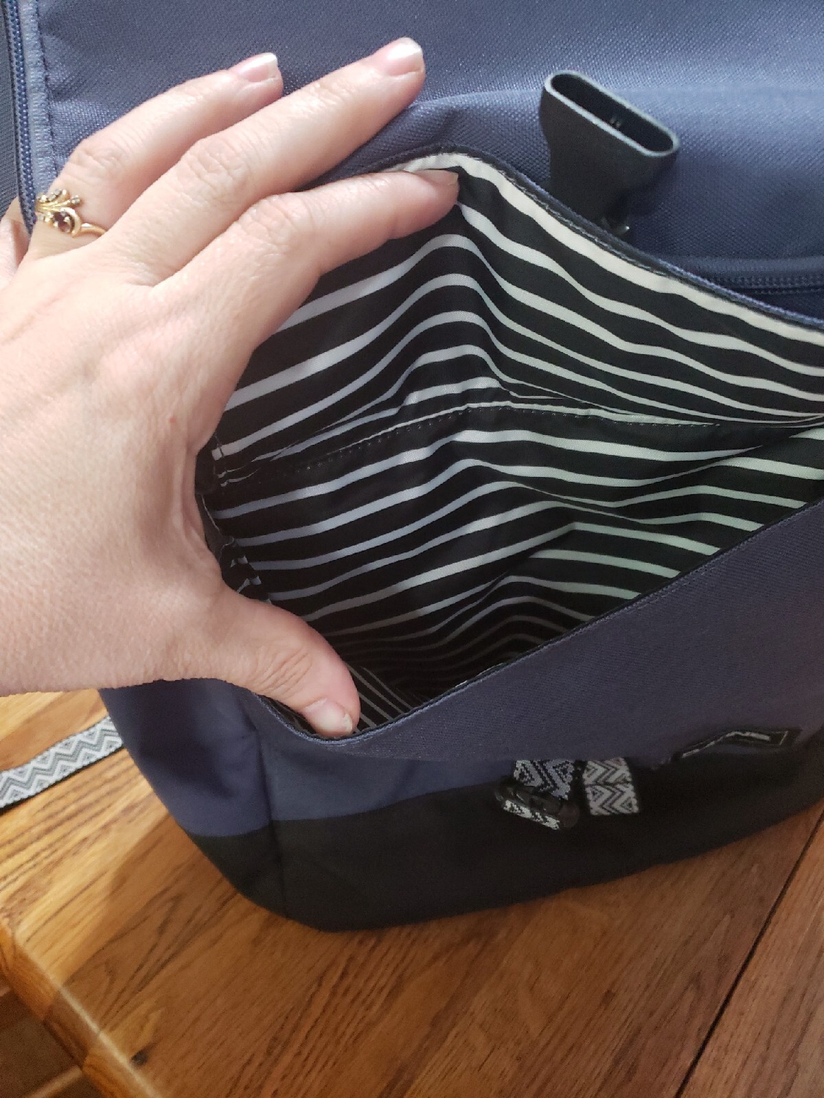 Dakine Nora 25L Top Loader Backpack with Laptop Pocket Navy 