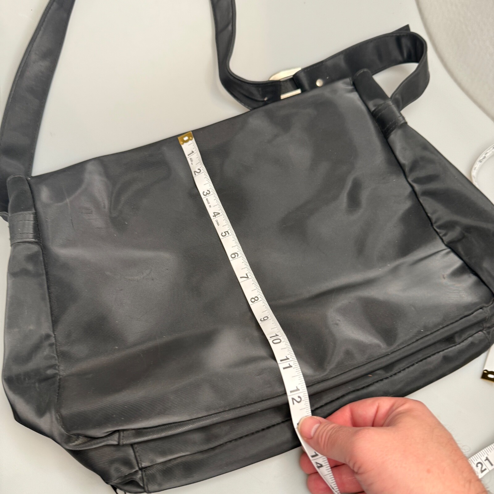 Kenneth Cole Reaction Black Messenger Laptop Bag 14.6” Satin PVC Organizer