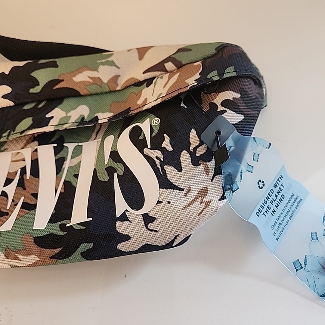 LEVI’s Fanny Pack Tropical Camo Floral Adjustable Bag Waist Pack Bum Bag Travel