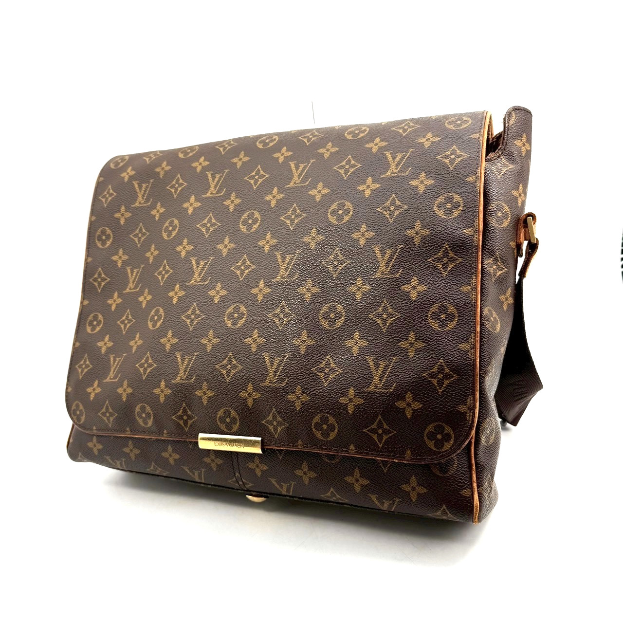 LOUIS VUITTON Abbesses Messenger Shoulder Bag Monogram SP1021 Leather Used
