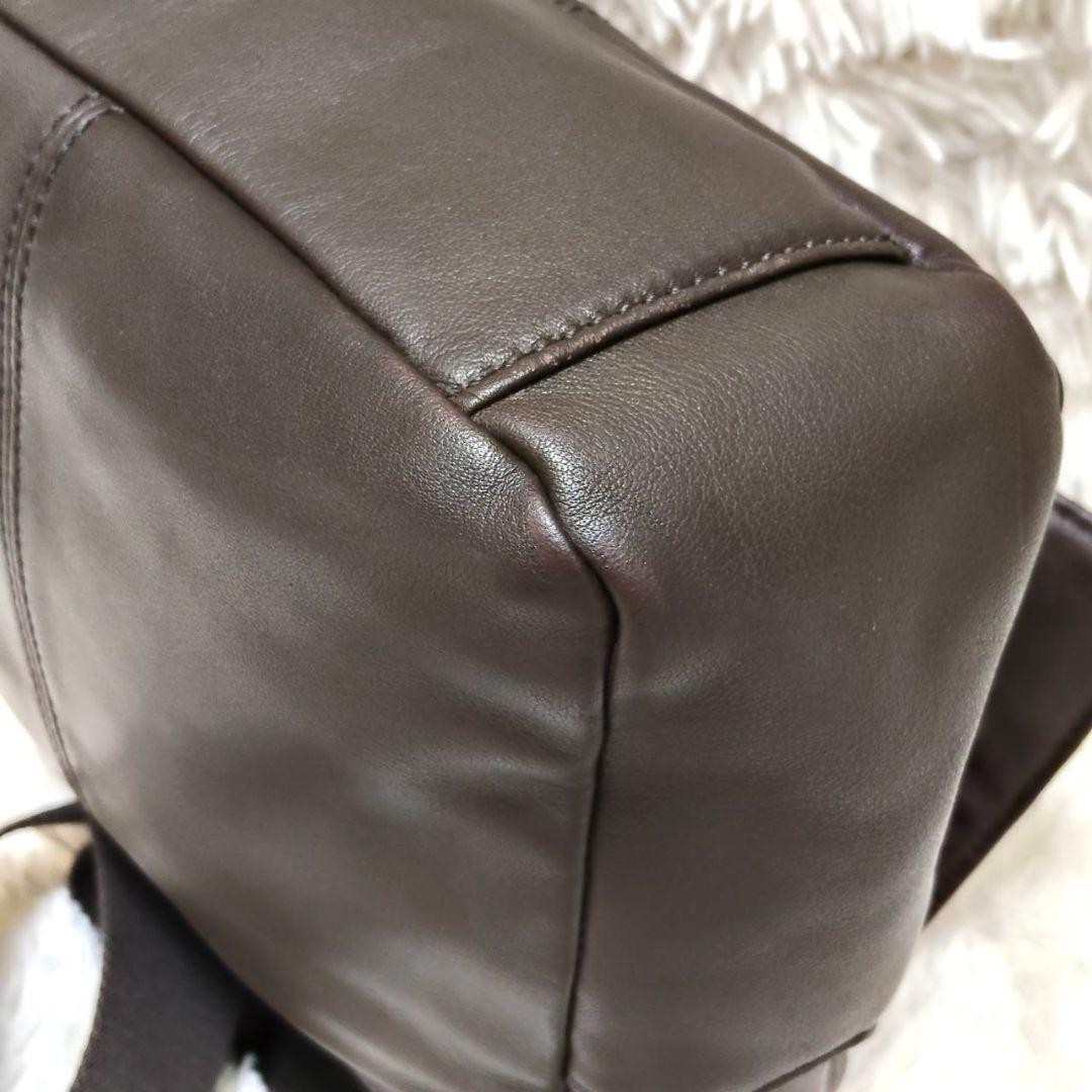 TUMI Leather Shoulder Bag Brown Messenger 28x24cm Fully Maintained