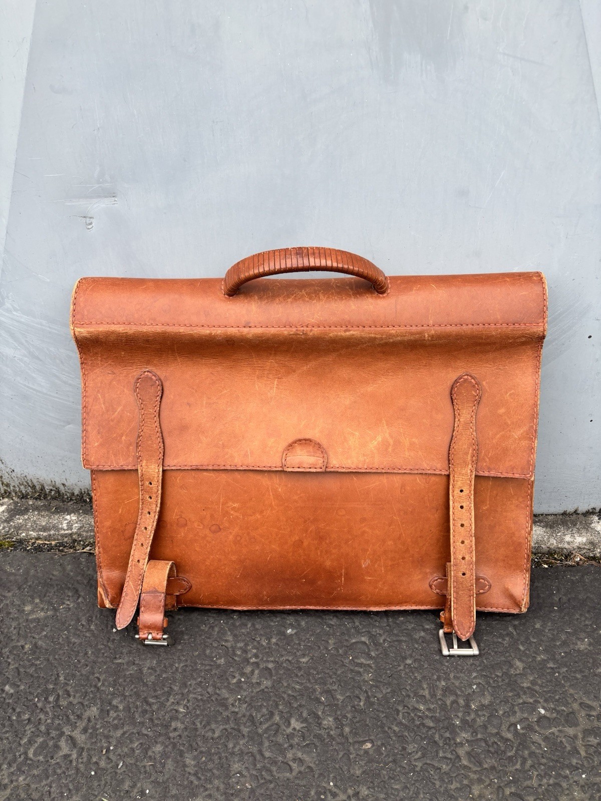 Vintage Henry Beguelin Italian saddle leather double strapped briefcase
