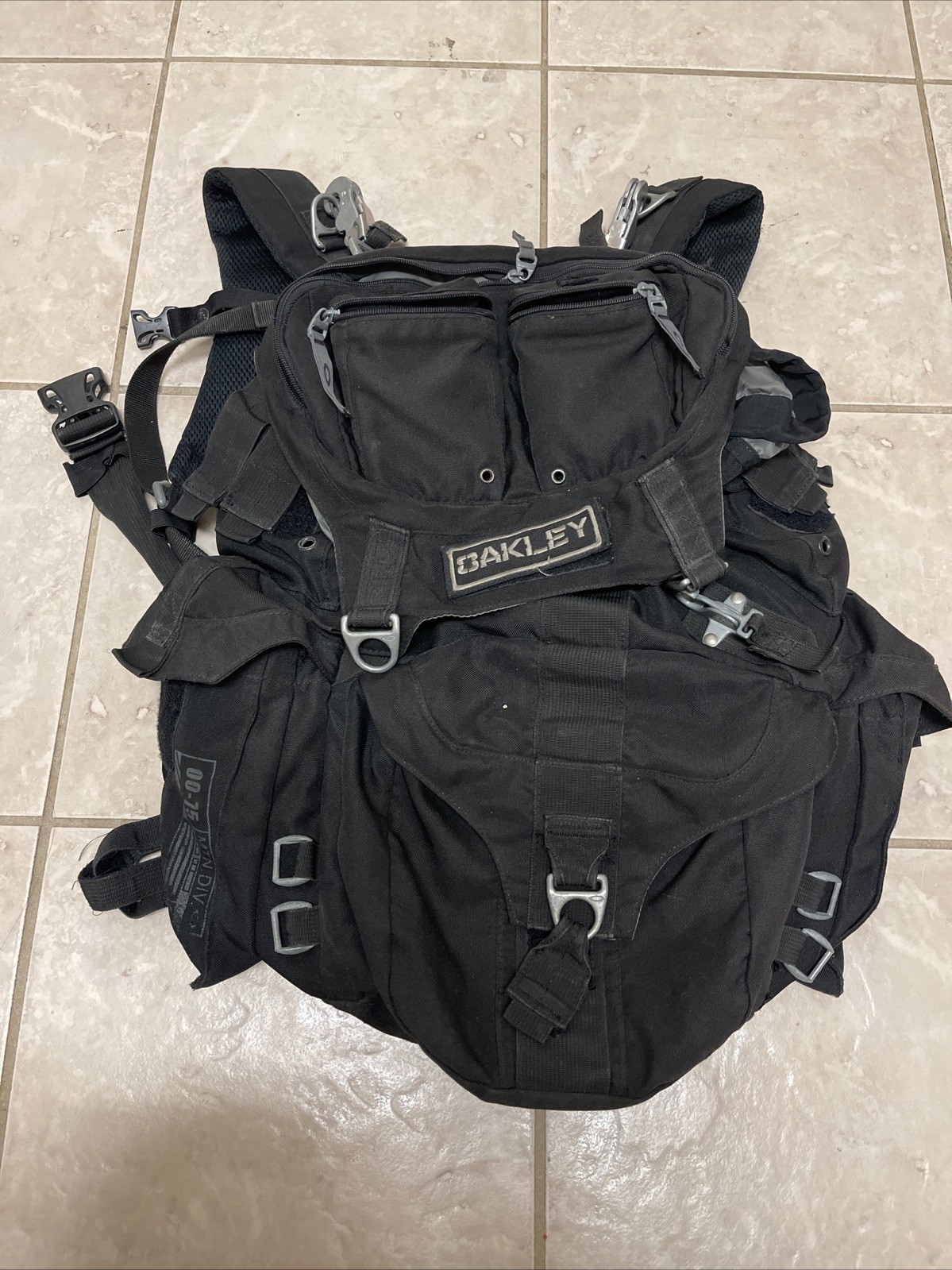 Oakley Mechanism Backpack Black Tactical Field Gear Standard Issue Vintage Read