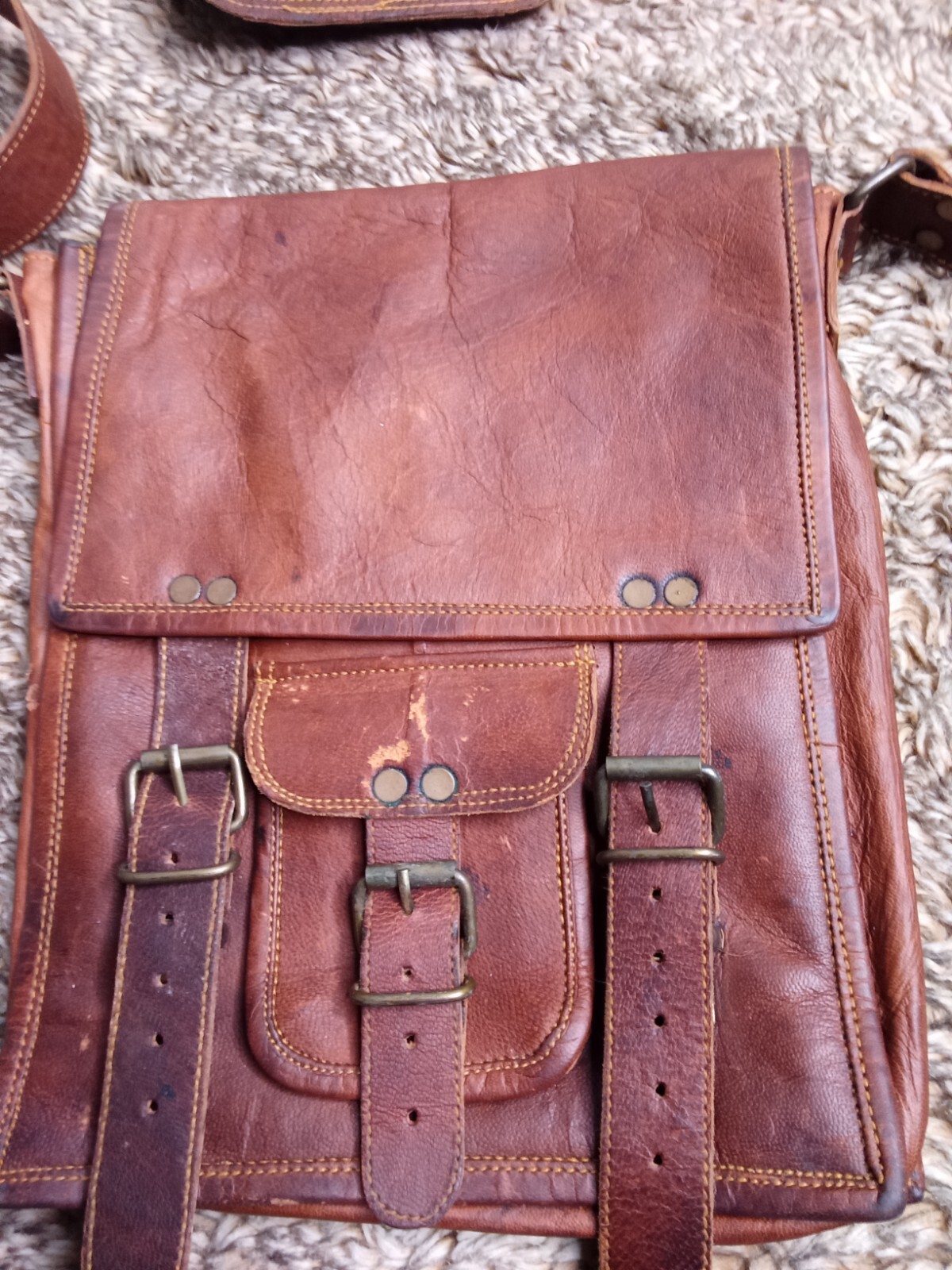 Komal’s Passion Leather Distressed Vintage Leather Shoulder Crossbody Messenger