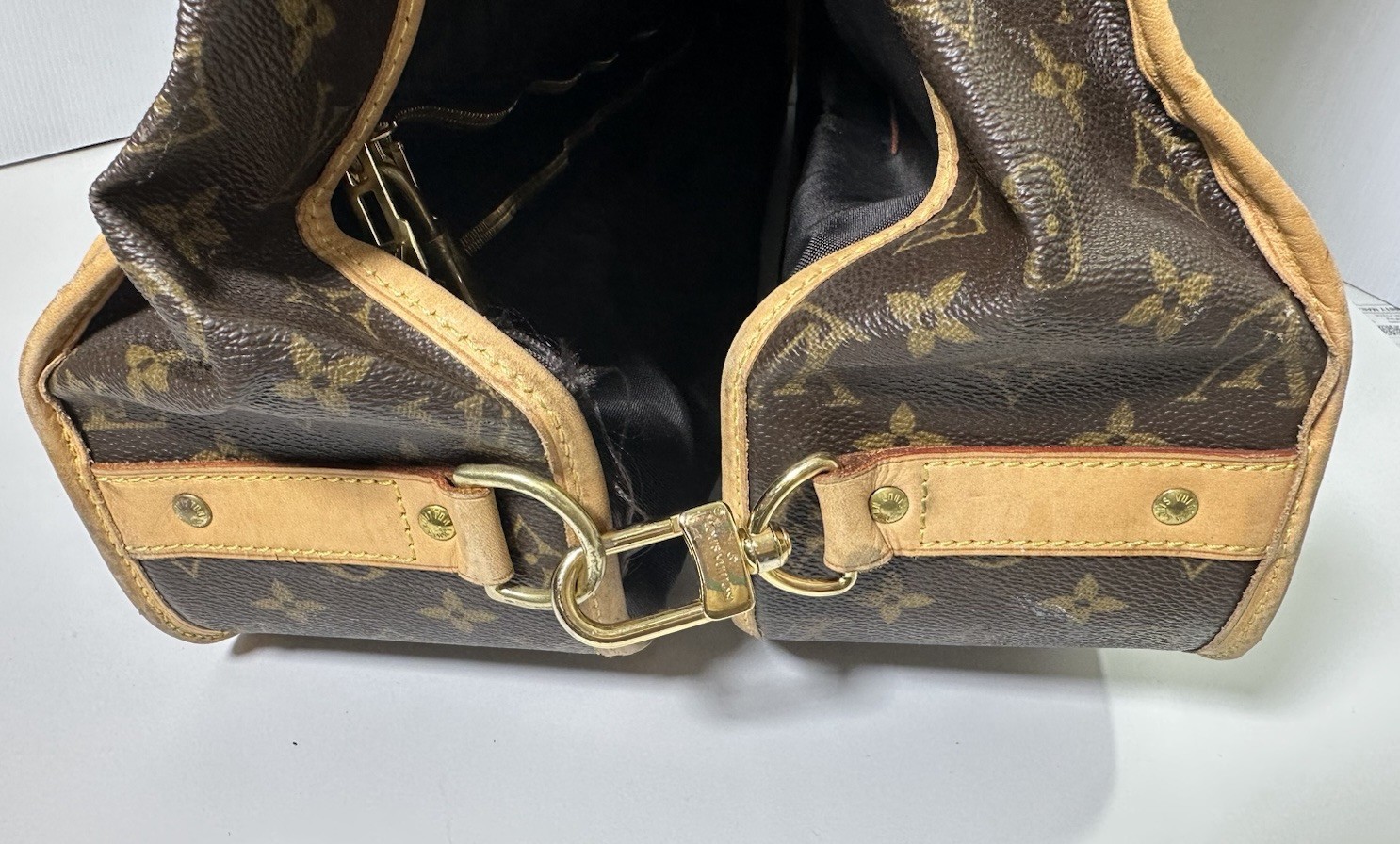 LOUIS VUITTON LV Monogram Portable Cabin Garment Bag SP0025