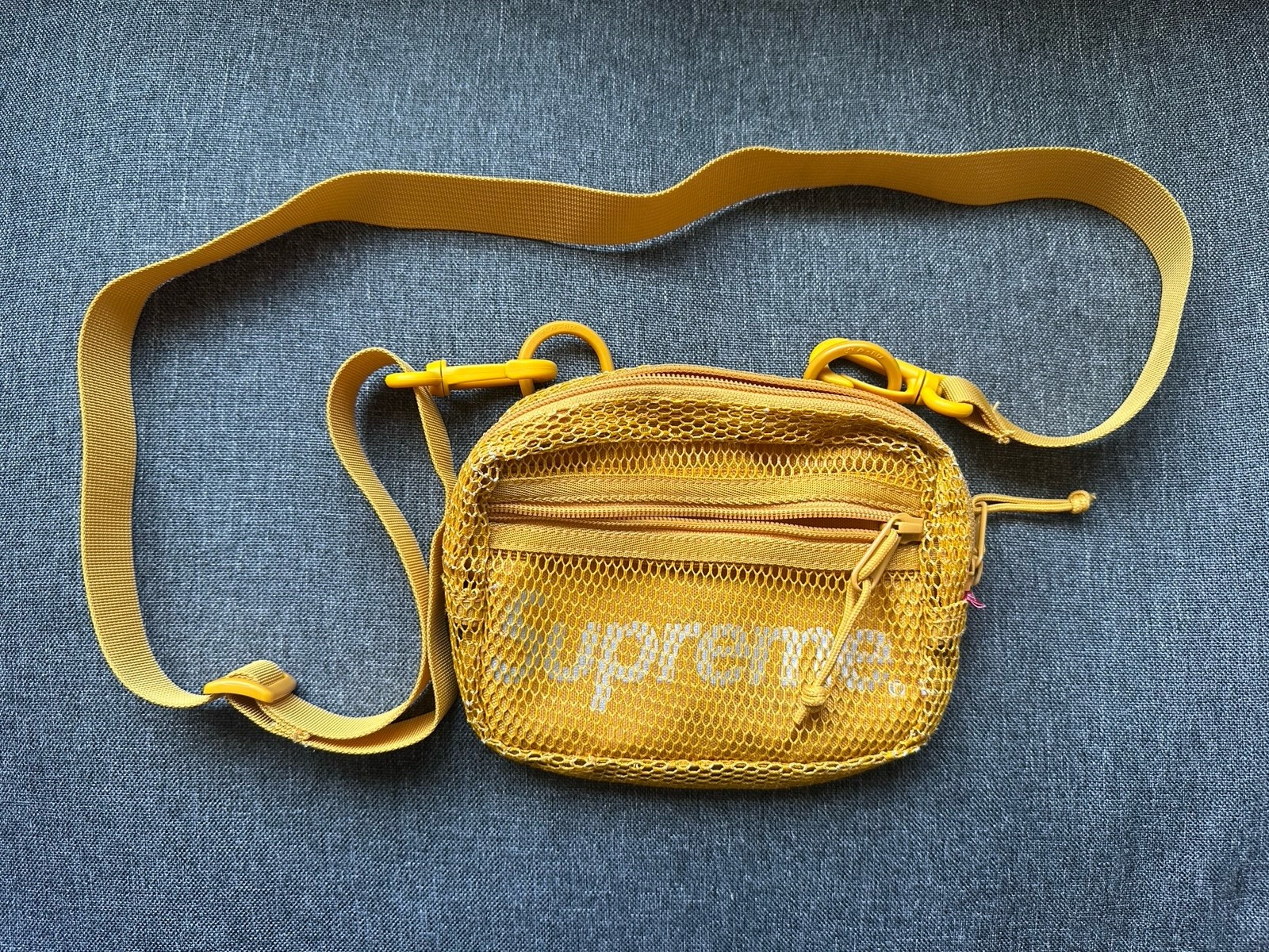 SS20 Supreme small shoulder side bag gold Cordura fabric mesh 3M reflective Logo