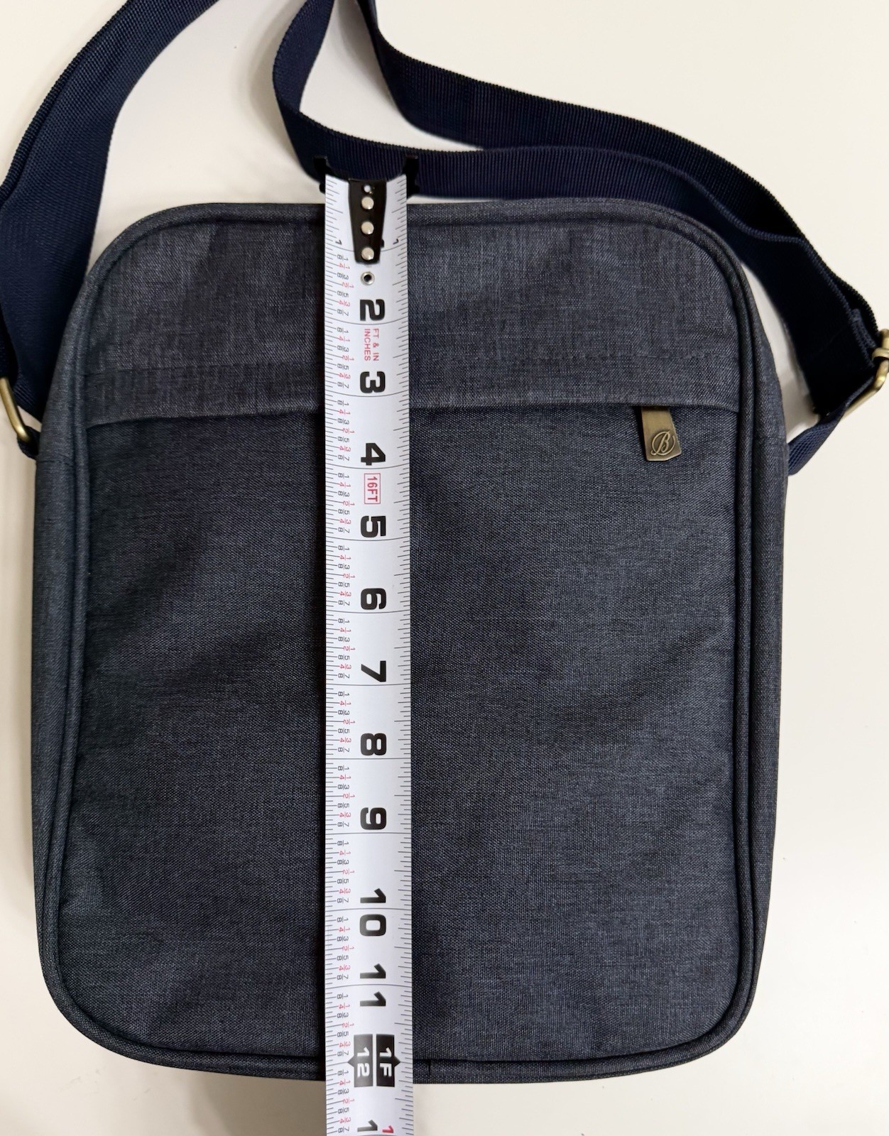 Ballantine’s Crossbody Shoulder Bag Zip Closure Adjustable Strap Travel