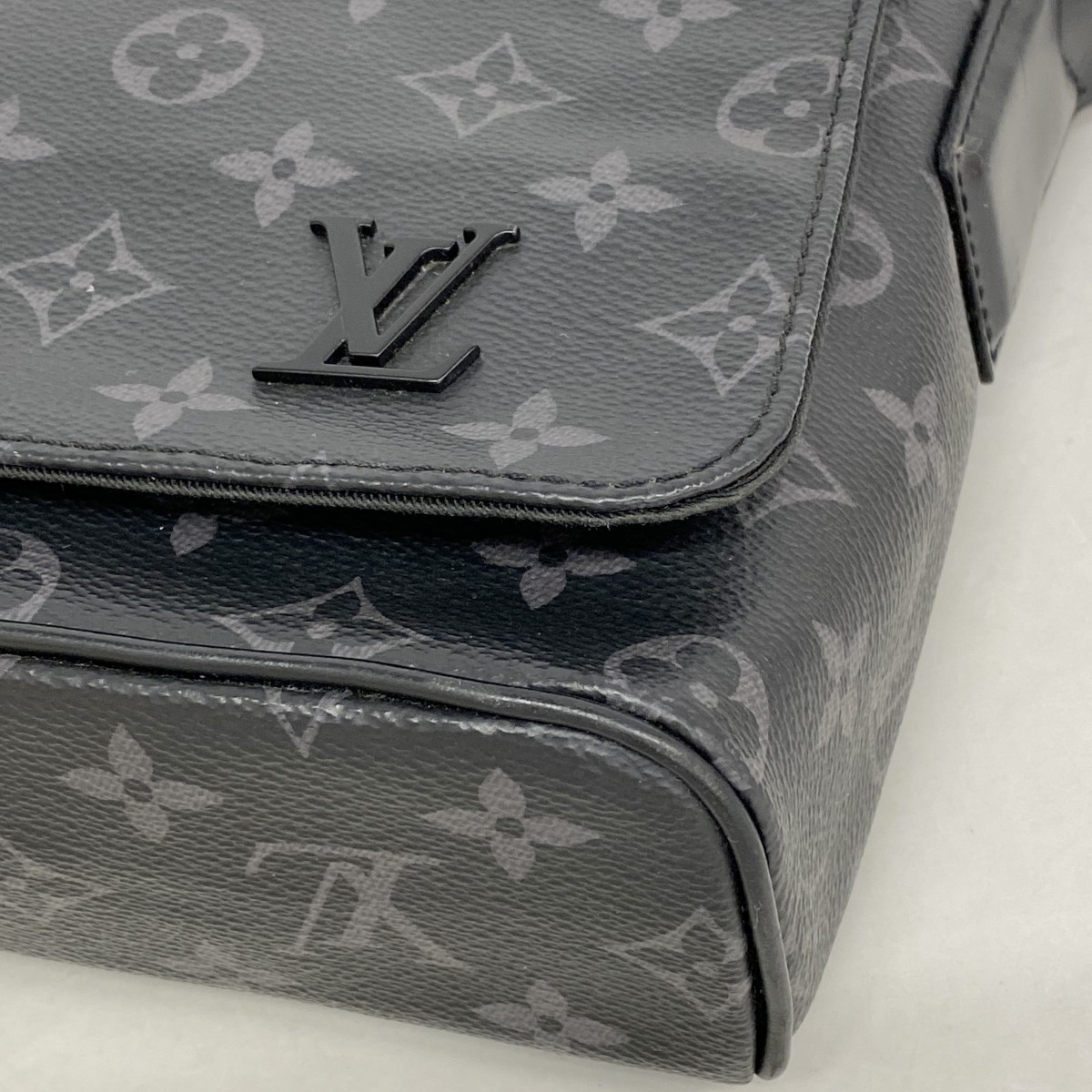 Auth [6fe6544] LOUIS VUITTON Shoulder Bag Monogram Eclipse District PM NV2 M…